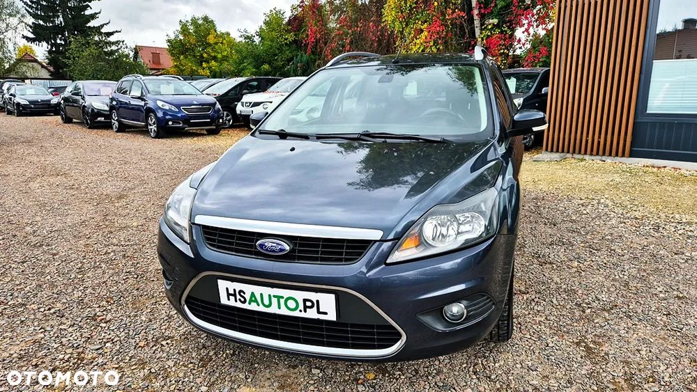 Ford Focus 2010 photo 3