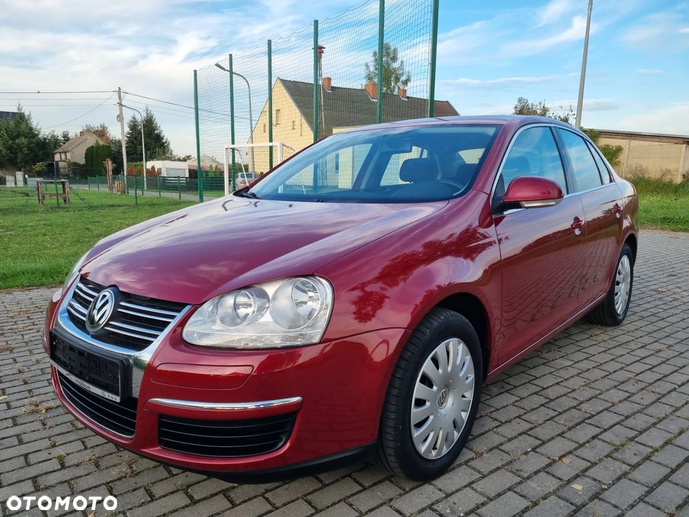 Volkswagen Jetta - 16
