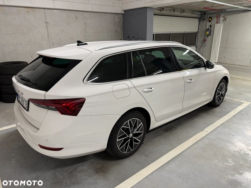 Skoda Octavia 2.0 TDI SCR Style DSG - 4