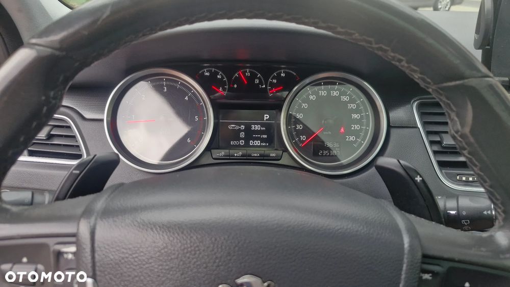 Peugeot 508 BlueHDi FAP 180 Automatik Stop&Start Allure - 16