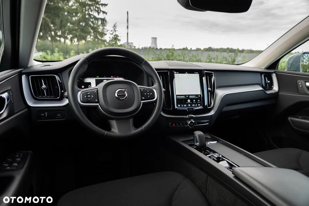 Volvo XC 60 B4 D Geartronic Momentum Pro - 19