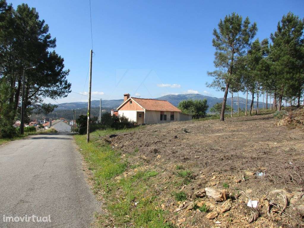 Excelente terreno perto do centro de Ponte de Lima - Grande imagem: 2/5
