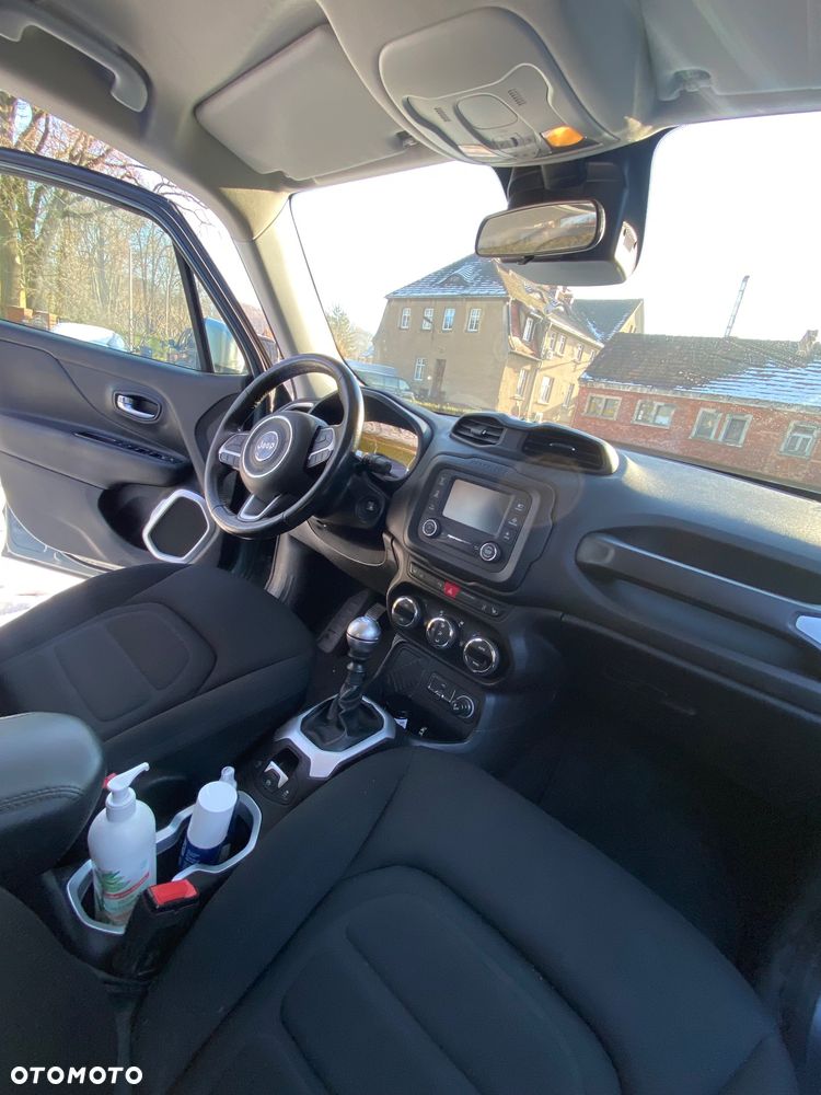 Jeep Renegade - 8