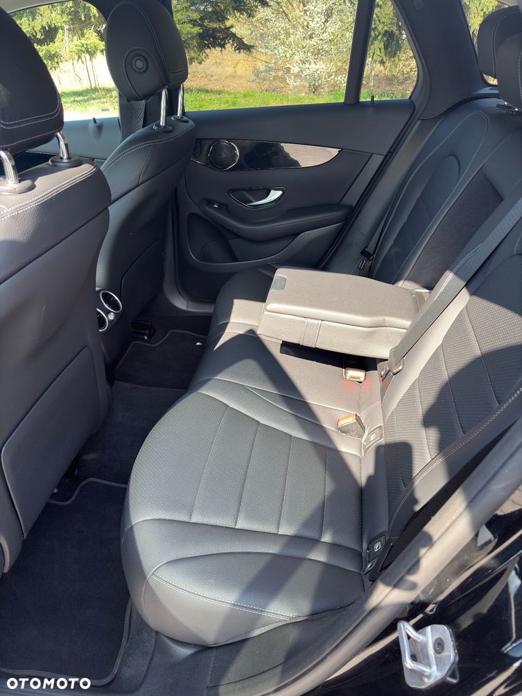 Mercedes-Benz GLC - 19