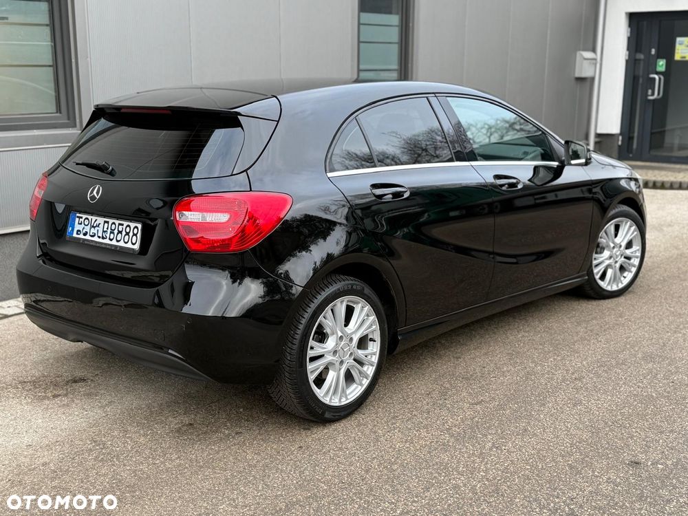 Mercedes-Benz Klasa A 180 7G-DCT AMG Line - 7