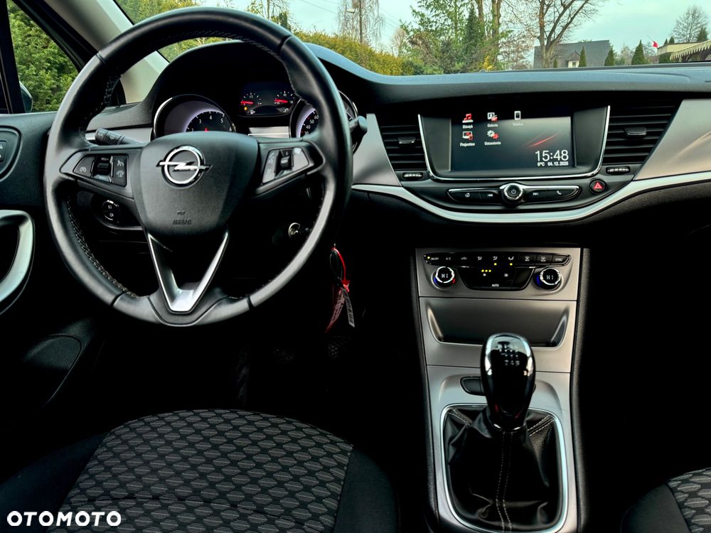 Opel Astra 1.4 Turbo Innovation - 13