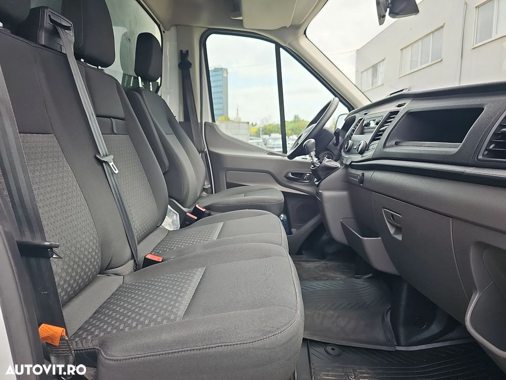 Ford Transit - 12