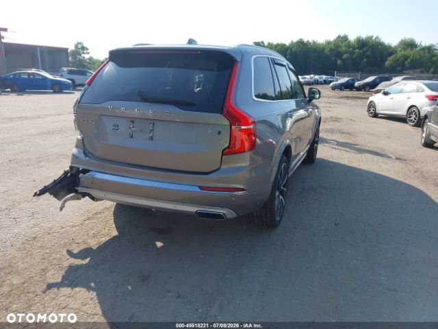 Volvo XC 90 - 7