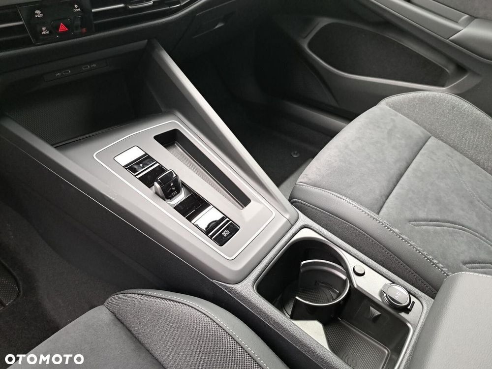 Volkswagen Golf - 14