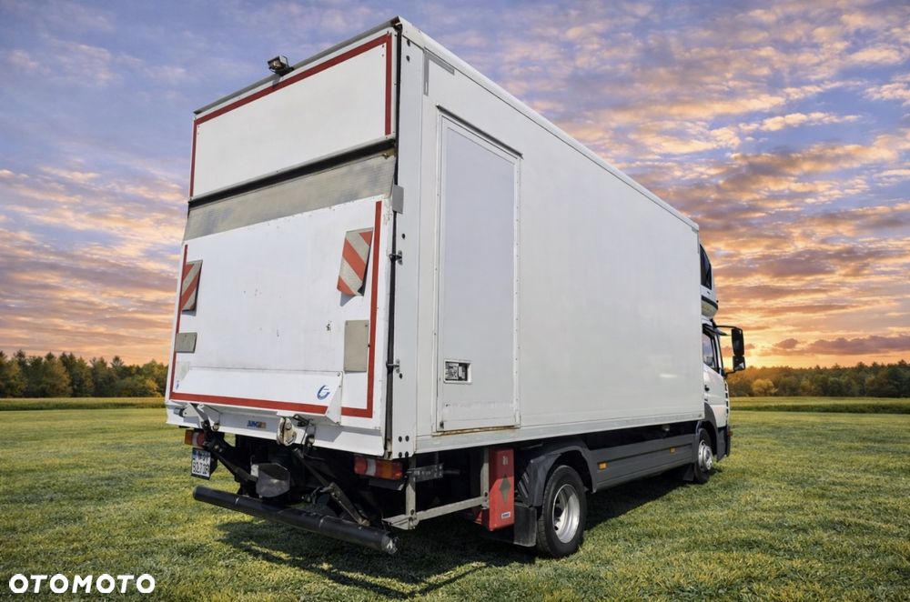 Mercedes-Benz ATEGO 818 / DMC 7.499kg / Euro 6 / Automat / Sypialka / Webasto / Klima / Izoterma + Winda - 6