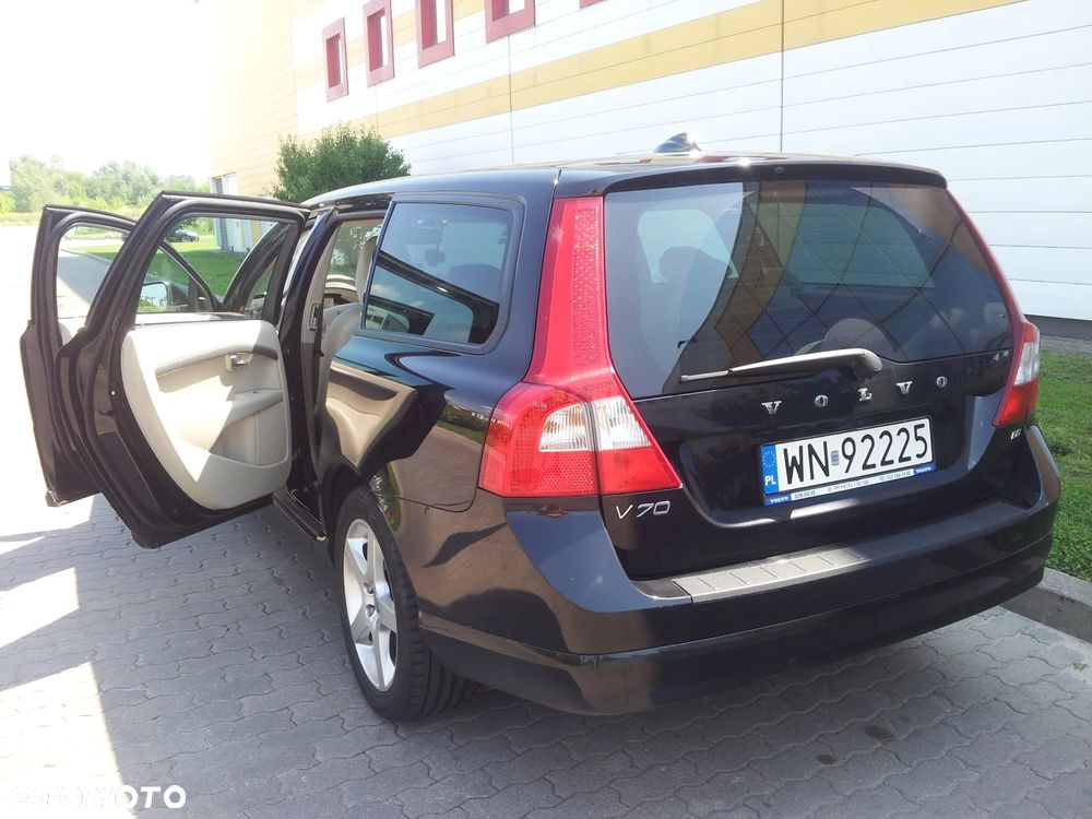 Volvo V70 2008 photo 2