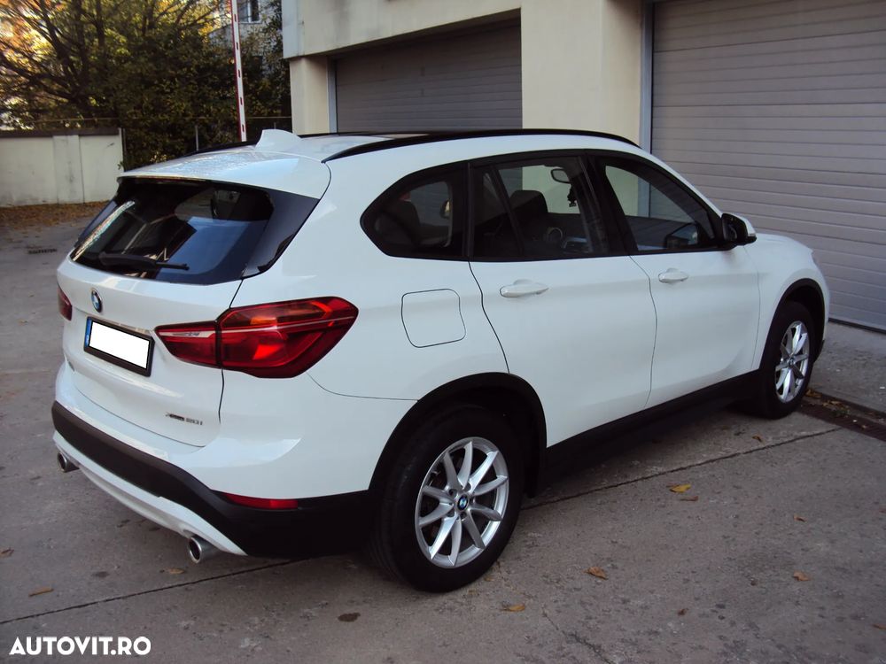 BMW X1 xDrive20i AT Standard - 4