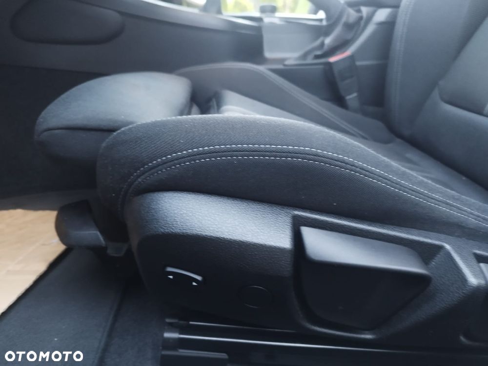 BMW Seria 1 116i Edition M Sport Shadow - 12