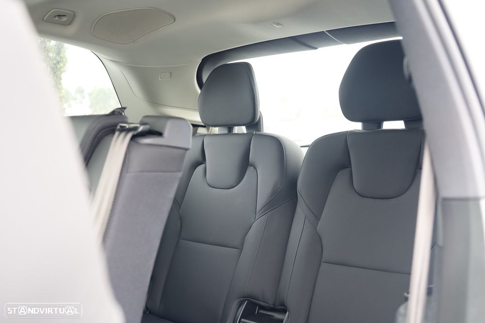 Volvo XC 90 2.0 T8 PHEV Plus Dark AWD - 18