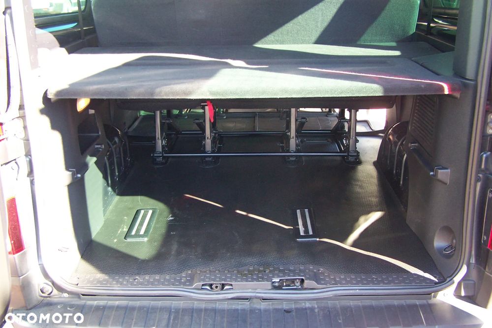 Renault Trafic 2.0 dCi Escapade - 13