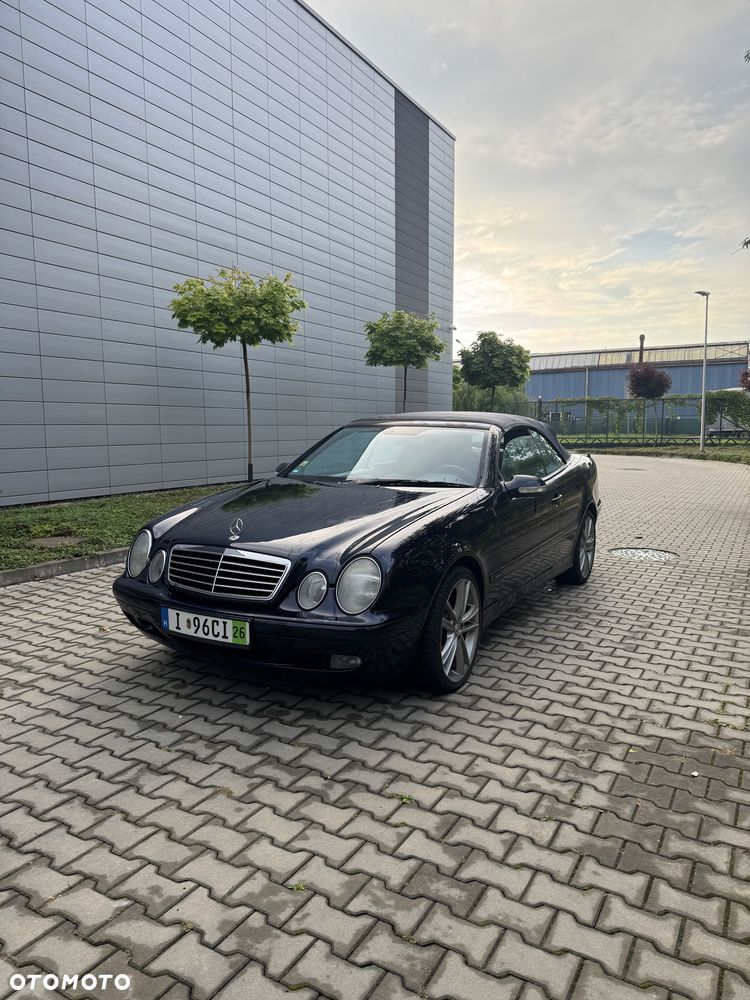 Mercedes-Benz CLK - 1