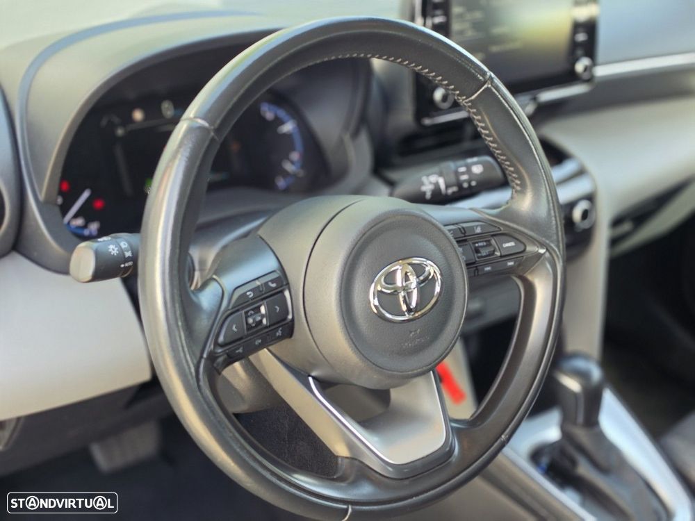 Toyota Yaris Cross 1.5 HDF Comfort Plus - 14