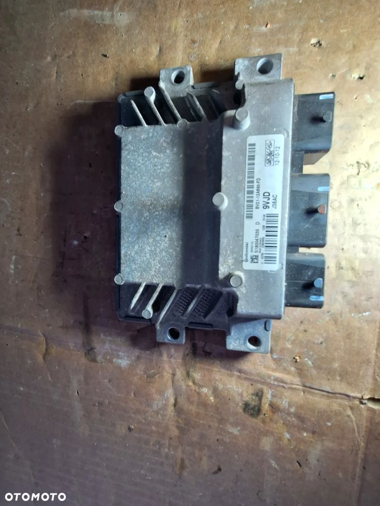 fiesta  MK7 1.25 komputer silnika  BV21-12A650-FD  (3/1) - 5