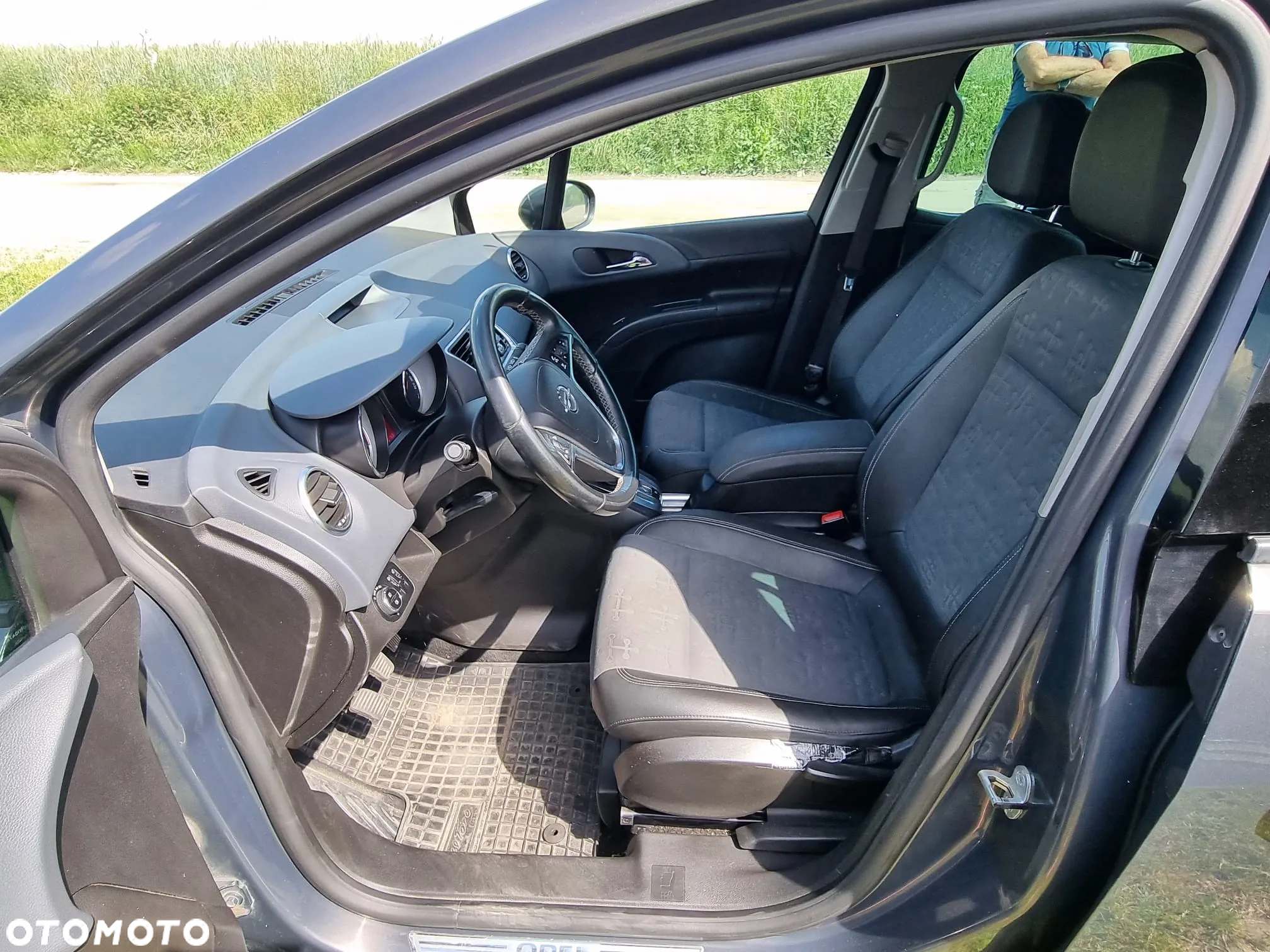 Opel Meriva 1.4 T Cosmo S&S - 12