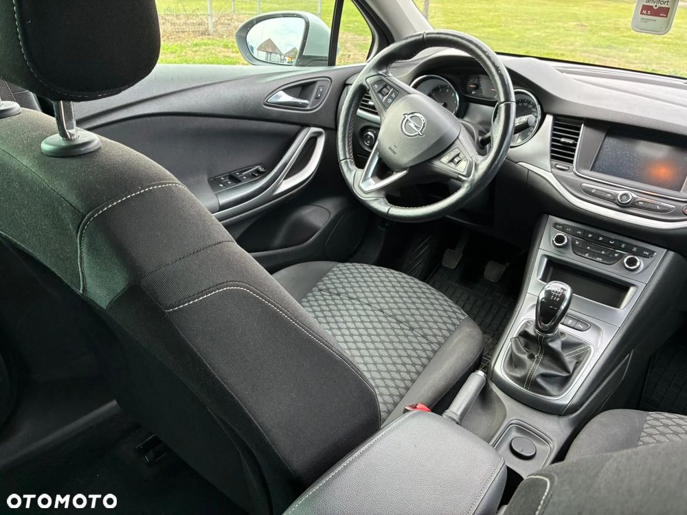 Opel Astra 1.4 T Enjoy - 8
