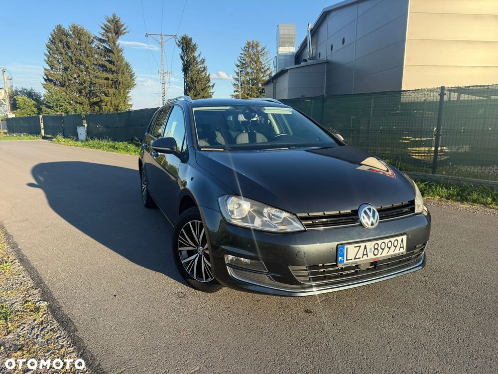 Volkswagen Golf 2.0 TDI BlueMotion Technology Allstar - 4