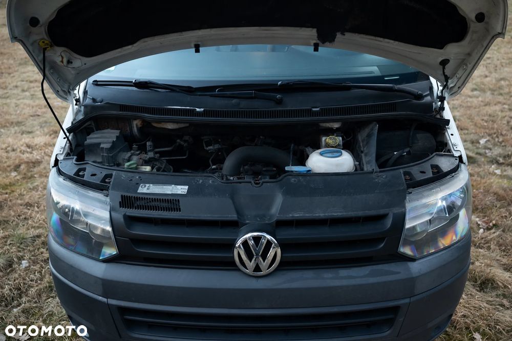 Volkswagen T5 - 17
