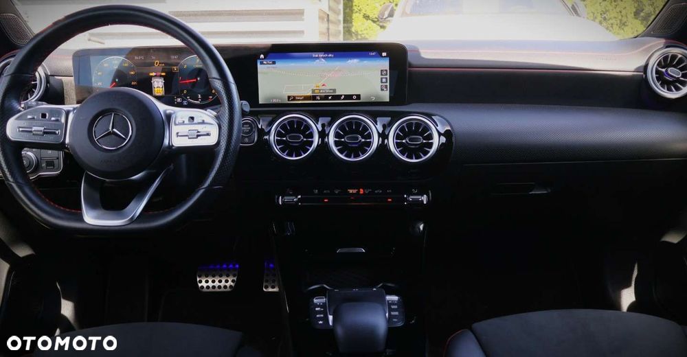Mercedes-Benz CLA - 14