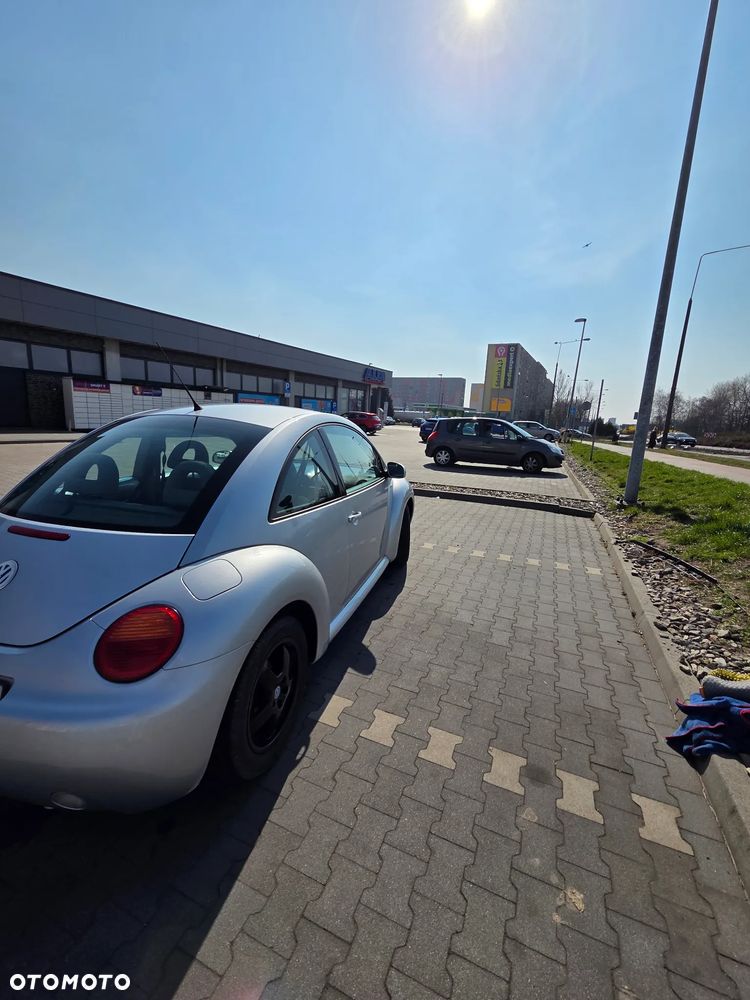 Volkswagen New Beetle 1.9 TDI - 4