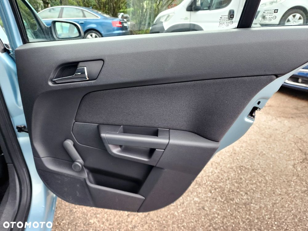 Opel Astra 1.4 Enjoy - 34