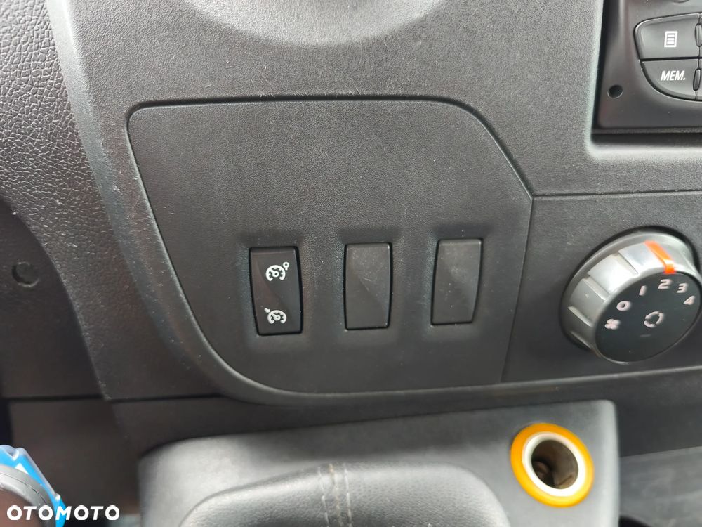 Renault MASTER - 23