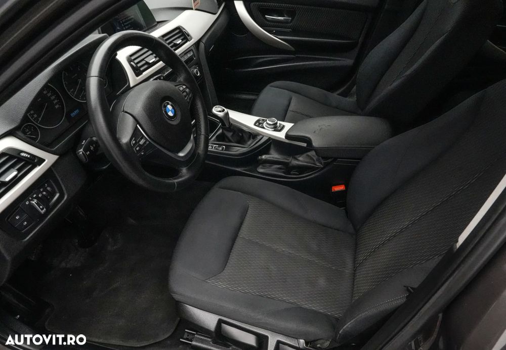 BMW Seria 3 318d Blue Performance Modern Line - 10