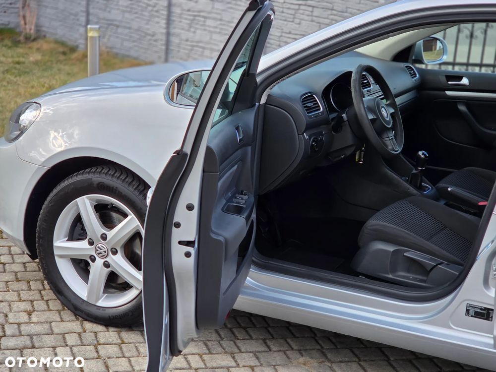 Volkswagen Golf 1.6 TDI BlueMotion Technology Comfortline - 18