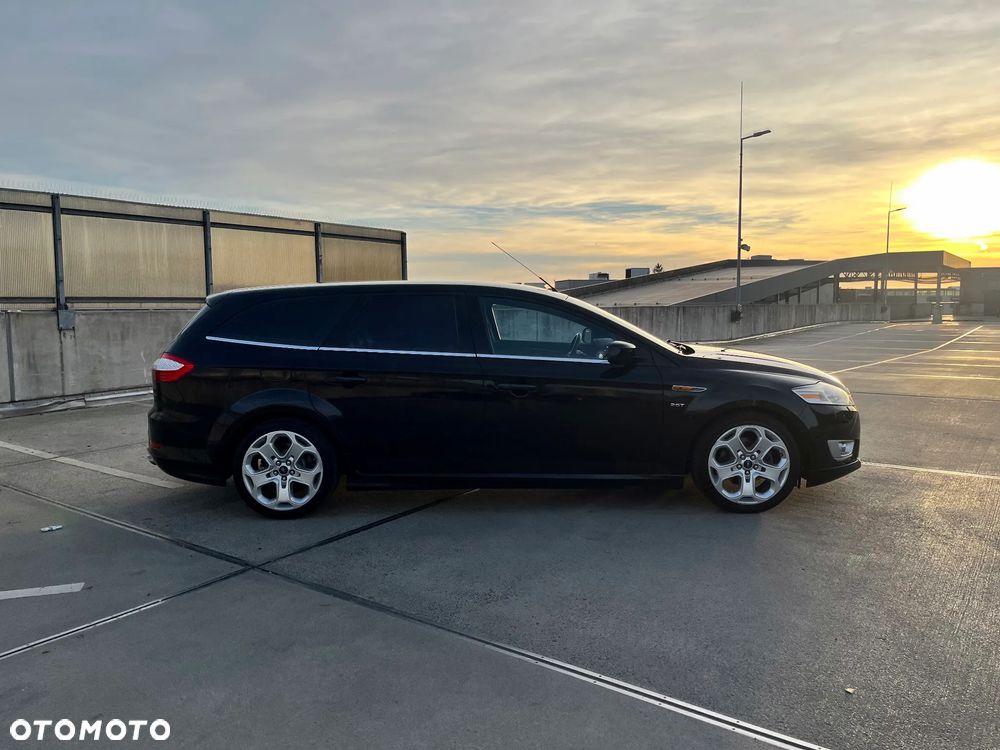 Ford Mondeo 2.5 Titanium S - 9