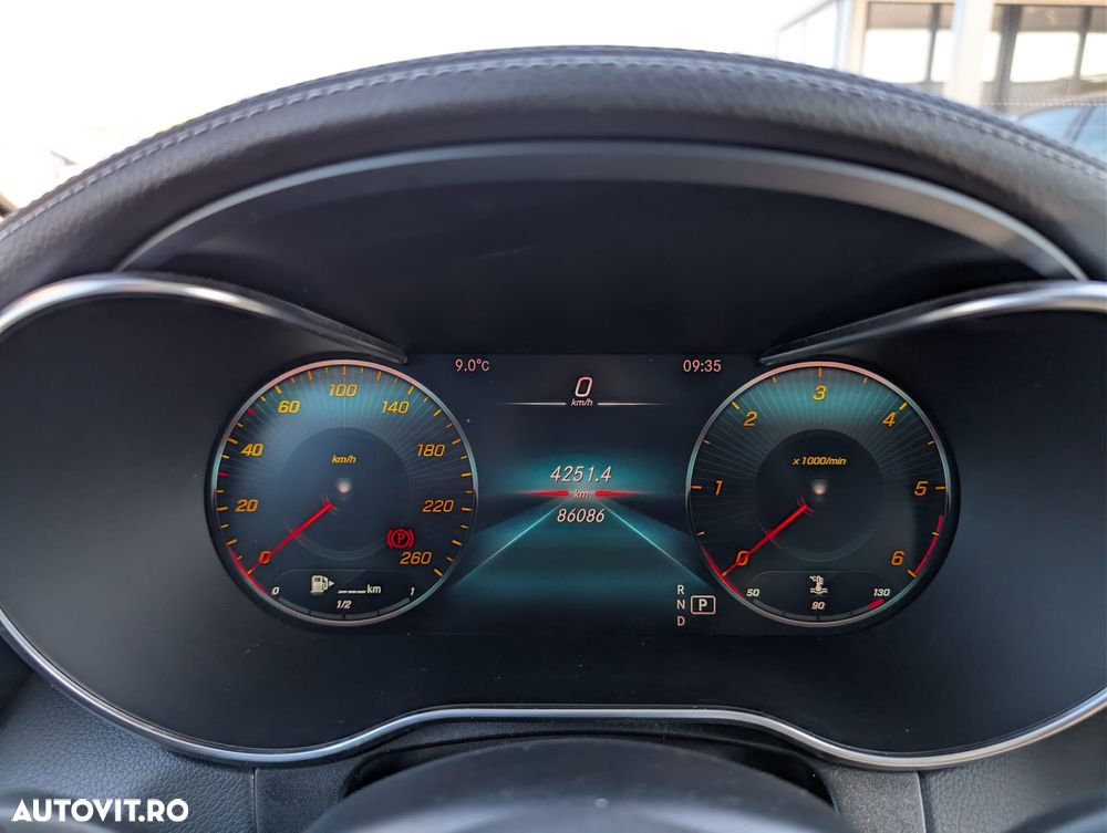 Mercedes-Benz GLC 300 d 4MATIC - 9