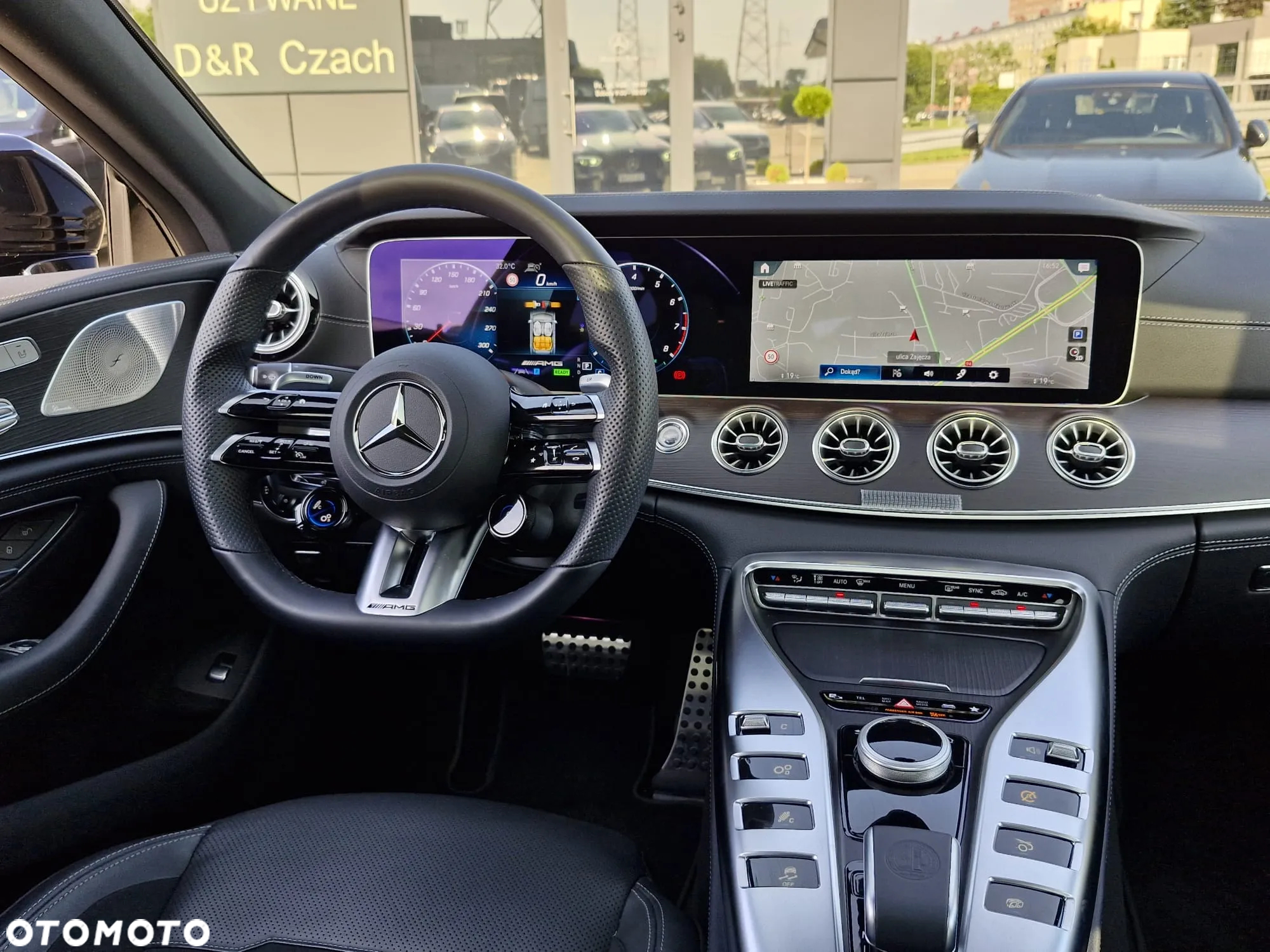 Mercedes-Benz AMG GT 43 4-Matic+ - 13