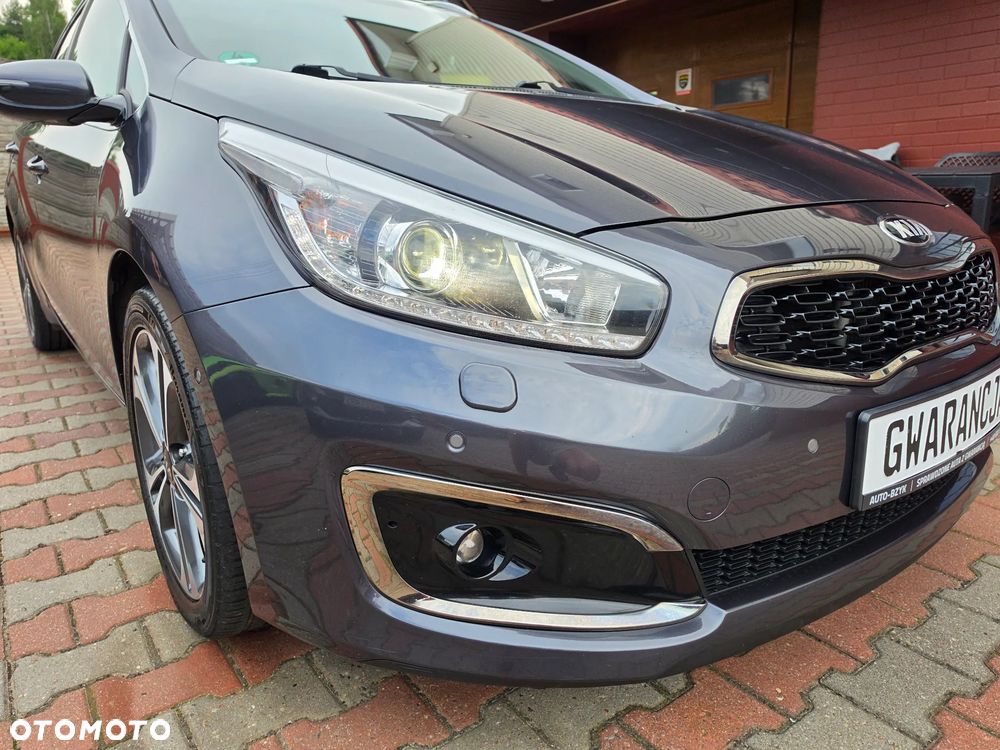 Kia Ceed 1.6 CRDi 136 ISG Platinum Edition - 7