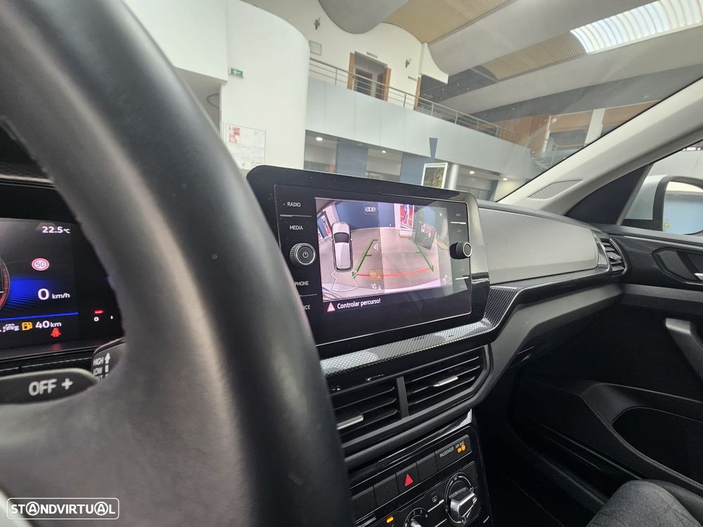 VW T-Cross 1.0 TSI Urban DSG - 9