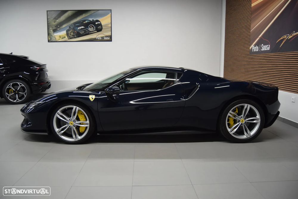 Ferrari 296 GTB Coupe - 9