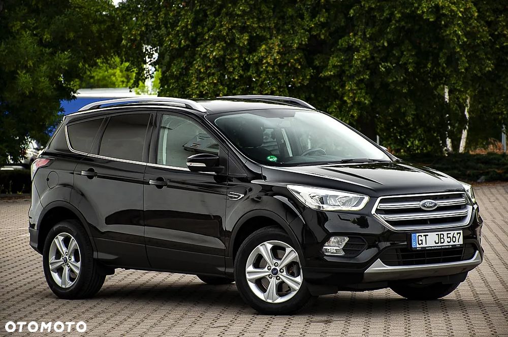 Ford Kuga 2.0 TDCi FWD Titanium Plus - 3