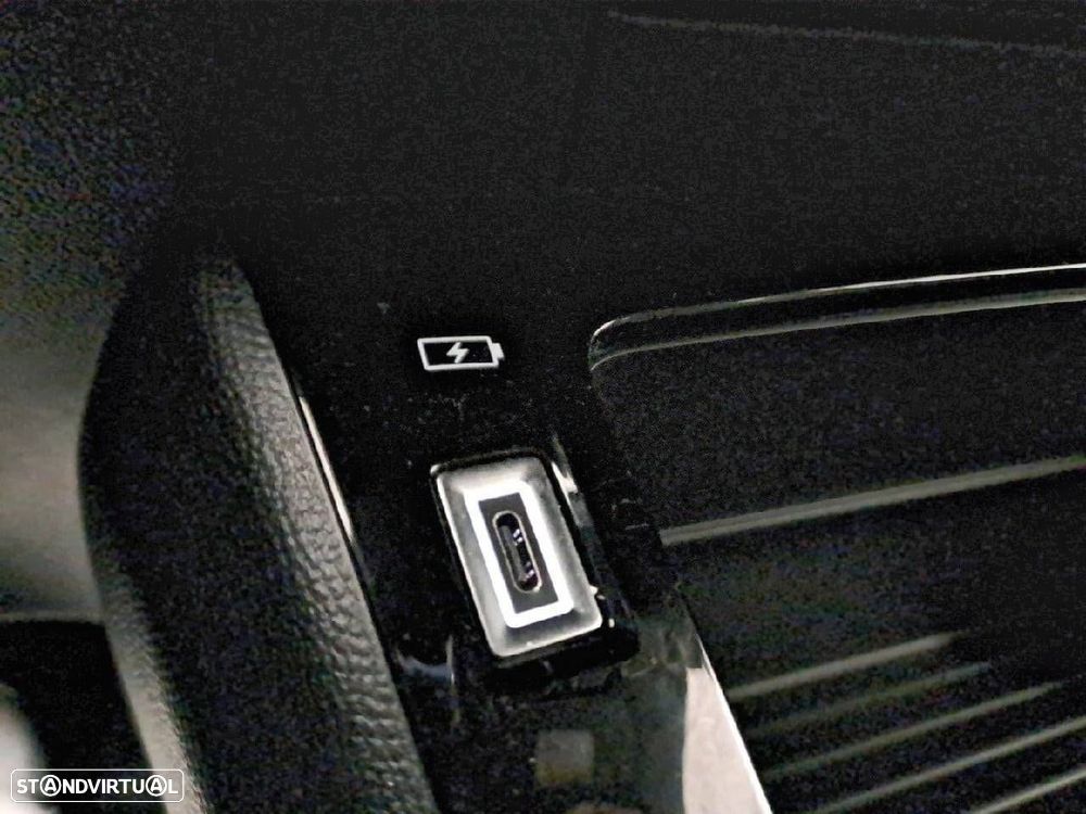 Peugeot 2008 1.2 PureTech Active - 23