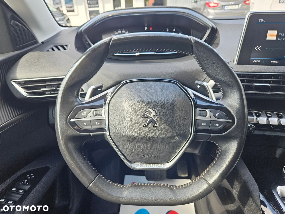 Peugeot 3008 1.5 BlueHDi Road Trip S&S EAT8 - 27