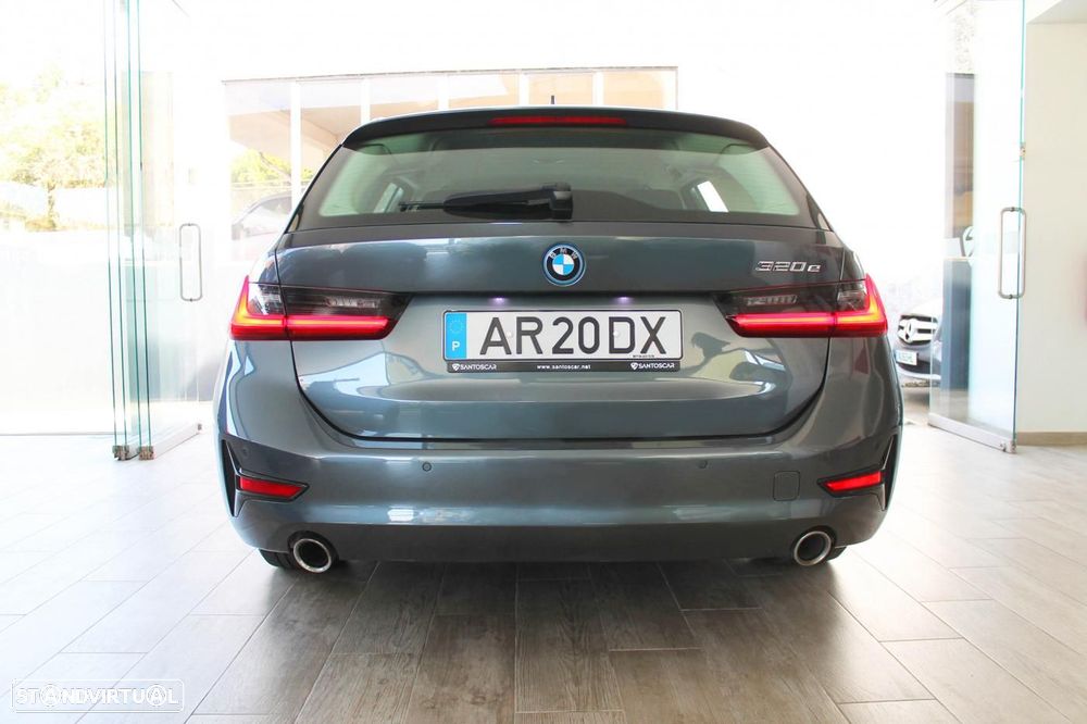 BMW 320 e Auto - 4