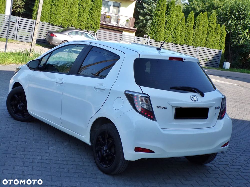 Toyota Yaris 1.33 VVT-i Comfort - 12
