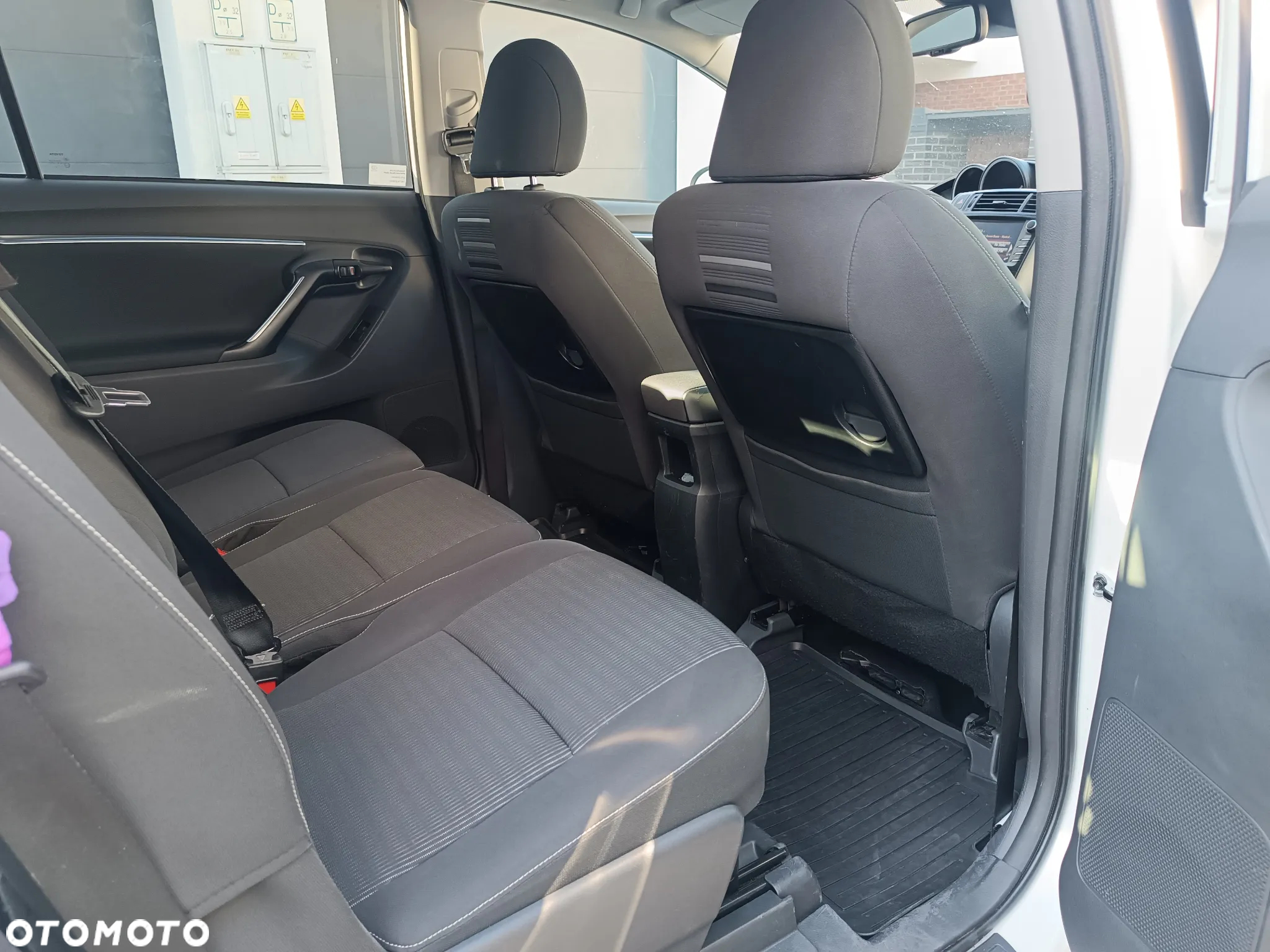 Toyota Verso 1.8 Prestige 7os - 13