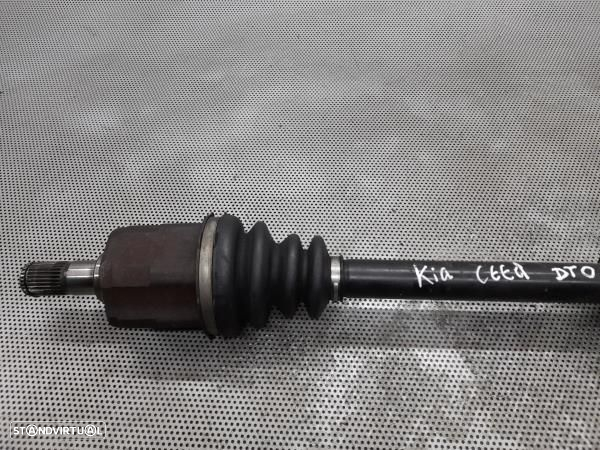 Transmissao Frente Dto Kia Ceed Hatchback (Ed) - 2