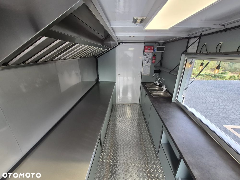 Iveco FoodTruck Sklep Bar Specjalny Samochód gastronomiczny - 8