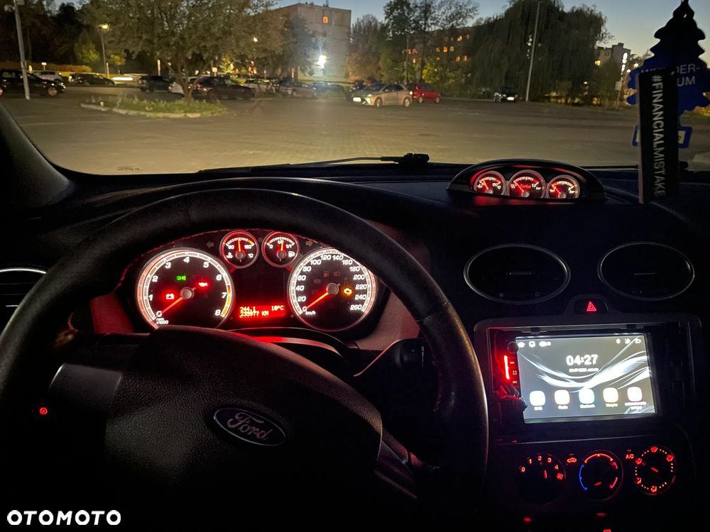 Ford Focus ST - 6
