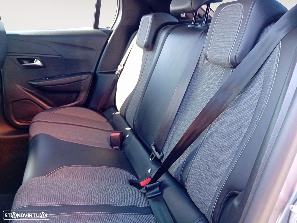 Peugeot 208 1.2 PureTech Allure - 13