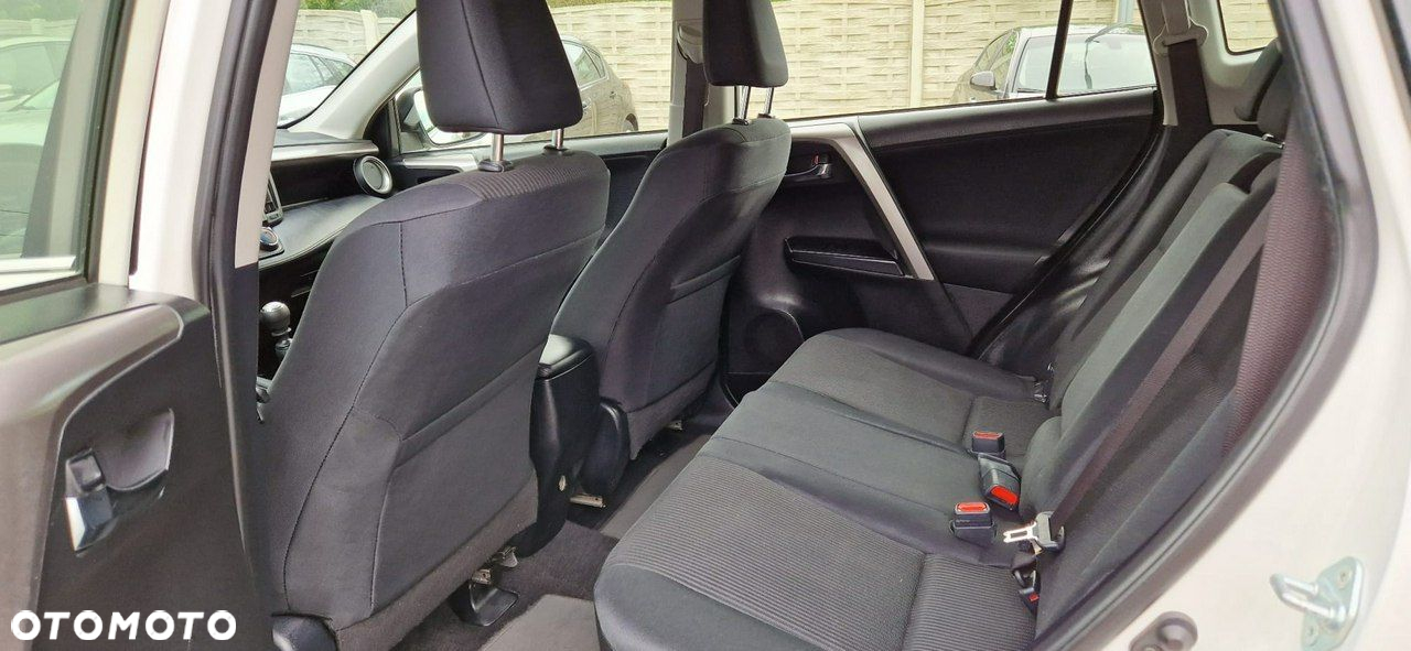 Toyota RAV4 - 28