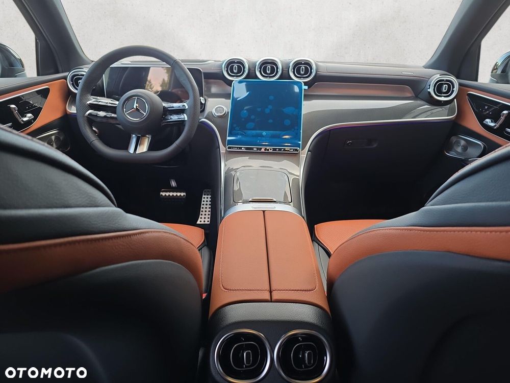 Mercedes-Benz GLC - 13